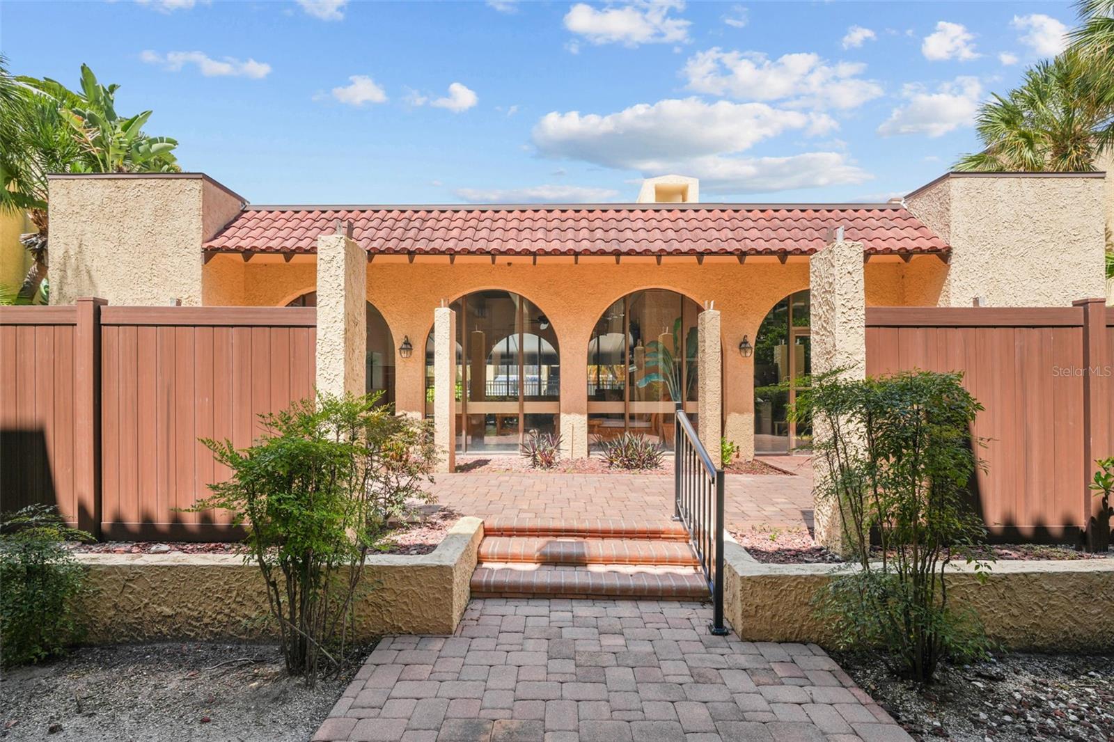 108 ALAMEDA CT #236, TAMPA, FL, 33609