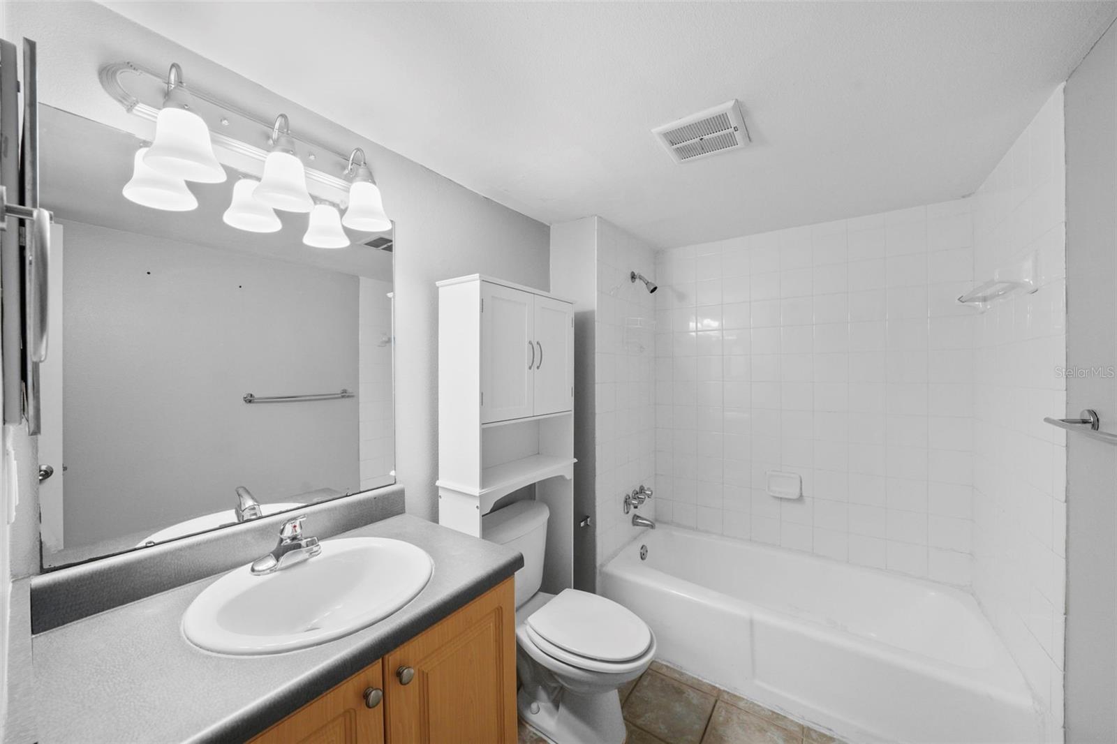 108 ALAMEDA CT #236, TAMPA, FL, 33609