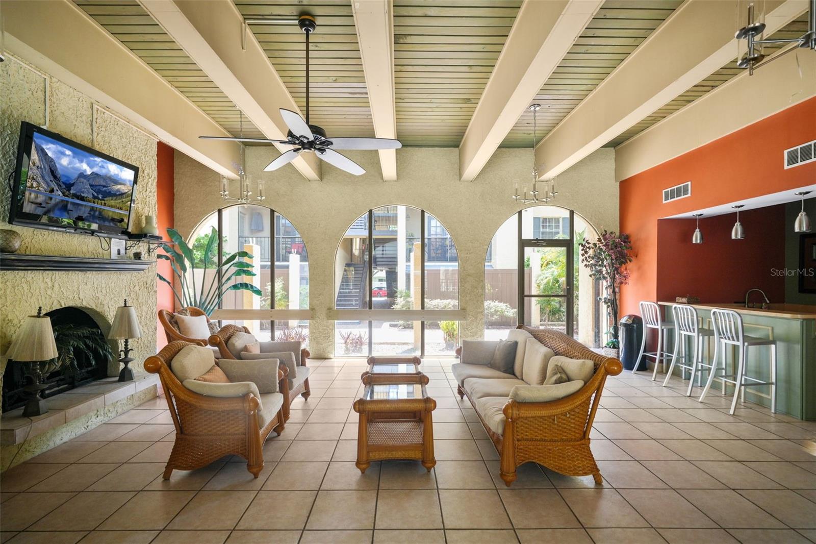 108 ALAMEDA CT #236, TAMPA, FL, 33609