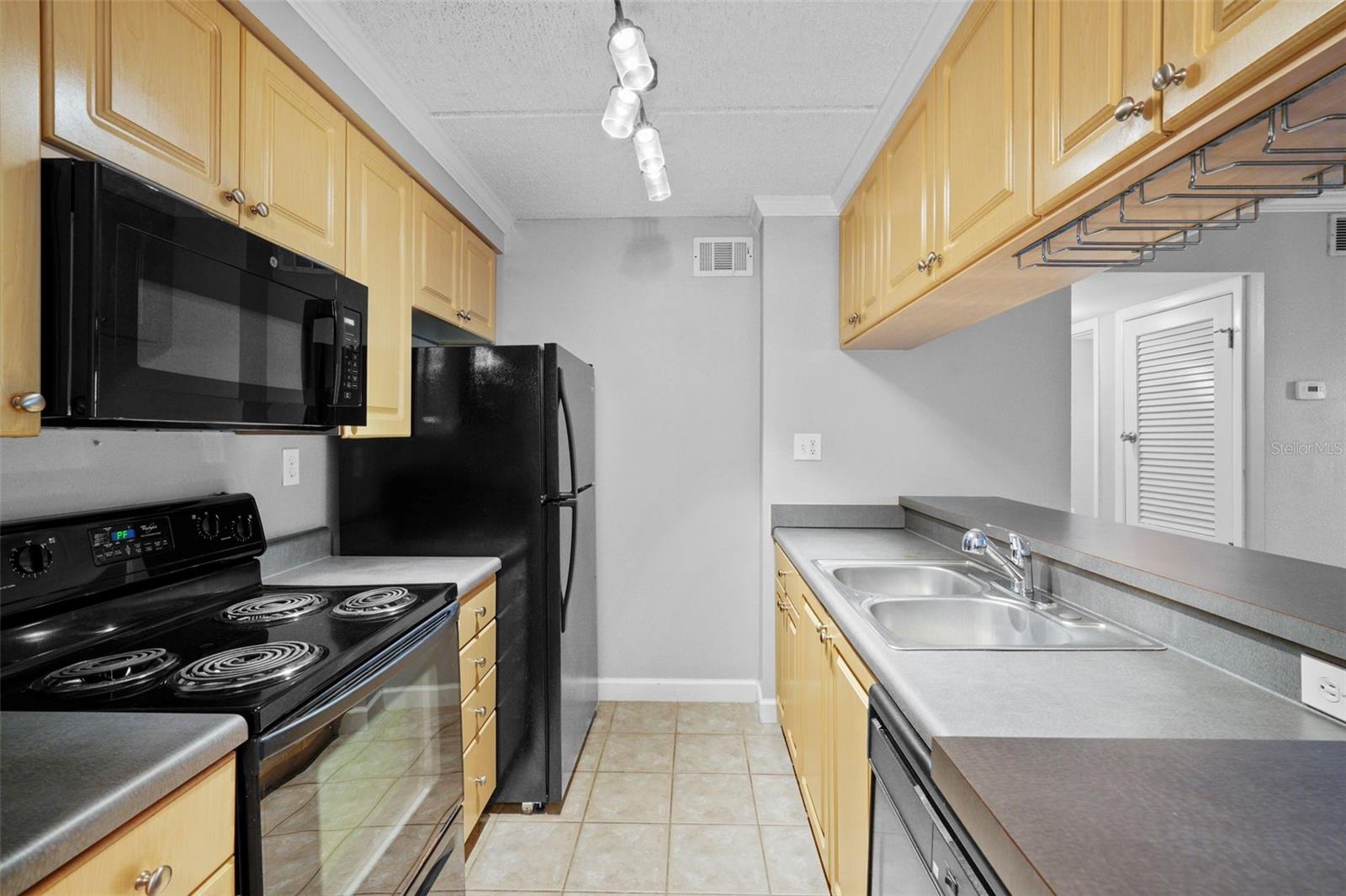 108 ALAMEDA CT #236, TAMPA, FL, 33609