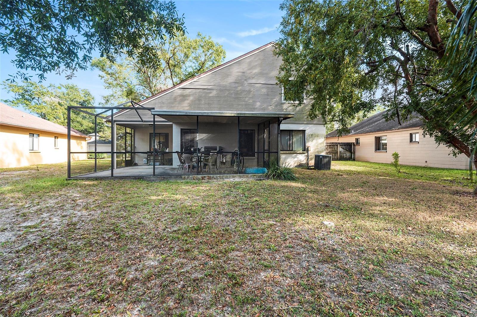 1605 SPINNING WHEEL DR, LUTZ, FL, 33559