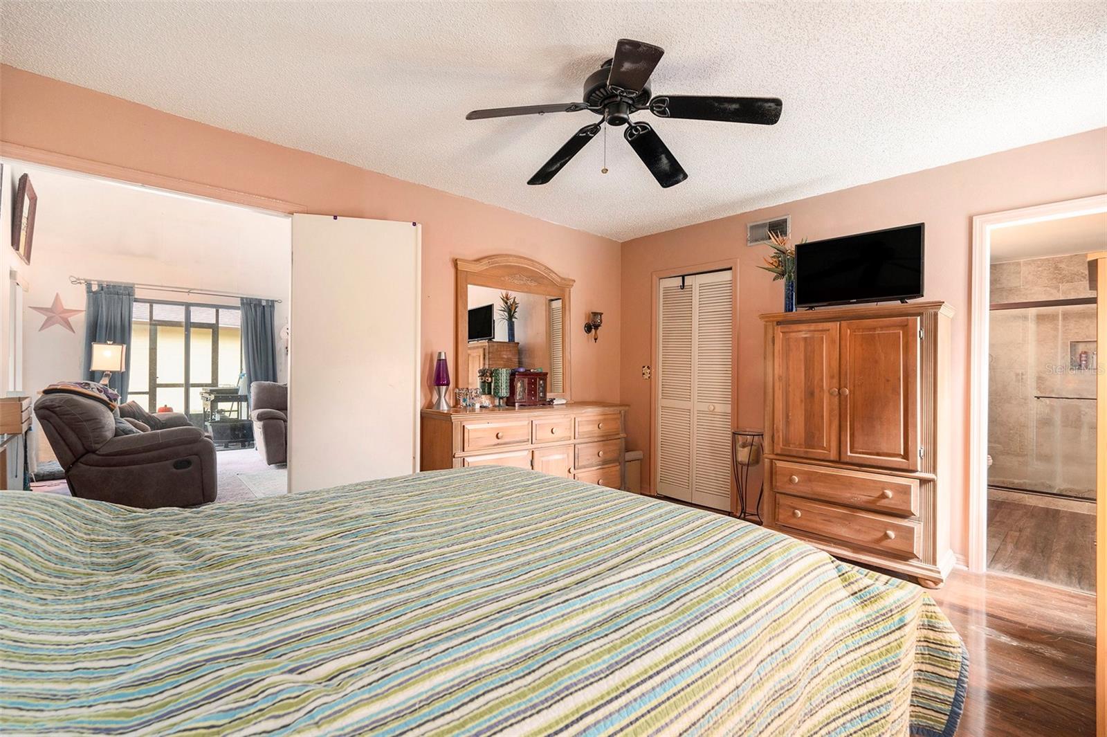 1605 SPINNING WHEEL DR, LUTZ, FL, 33559