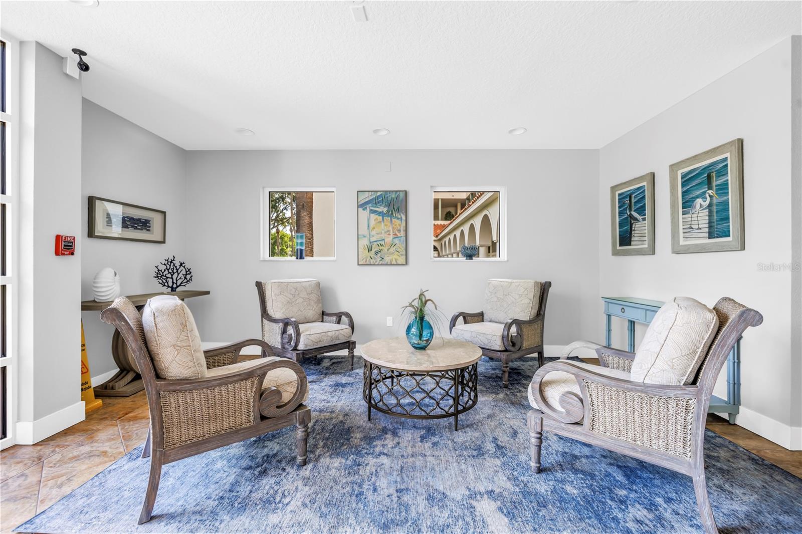 4801 OSPREY DR S #303, ST PETERSBURG, FL, 33711