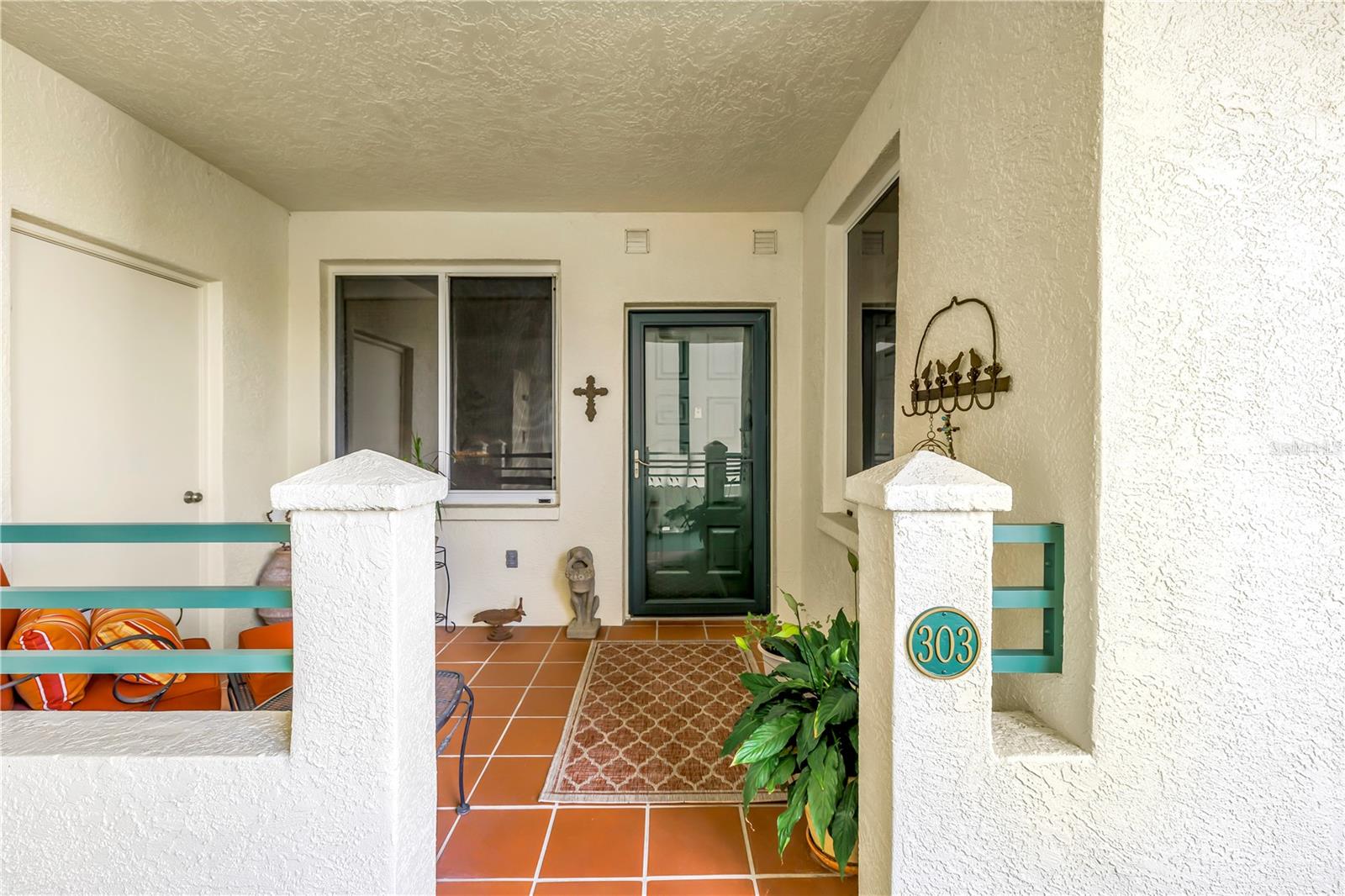 4801 OSPREY DR S #303, ST PETERSBURG, FL, 33711