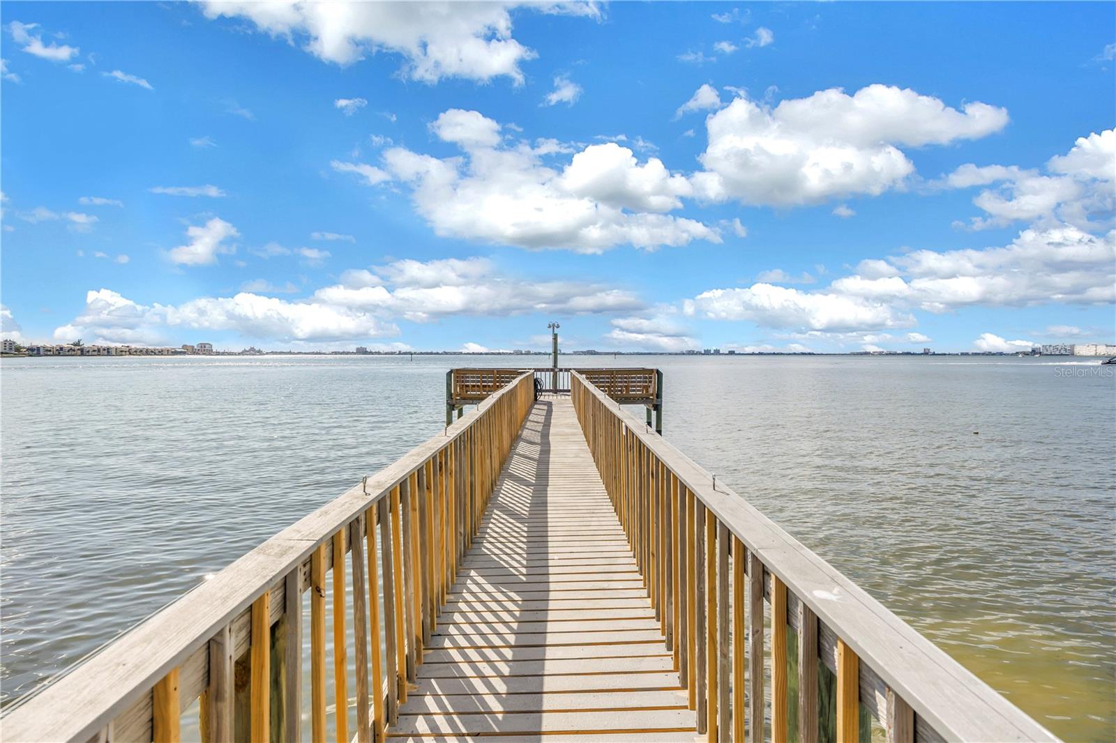 4801 OSPREY DR S #303, ST PETERSBURG, FL, 33711