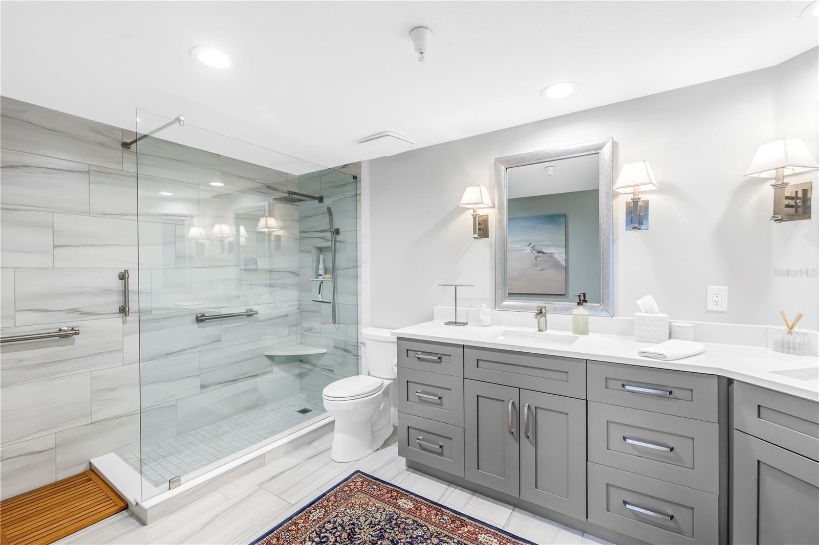 4801 OSPREY DR S #303, ST PETERSBURG, FL, 33711