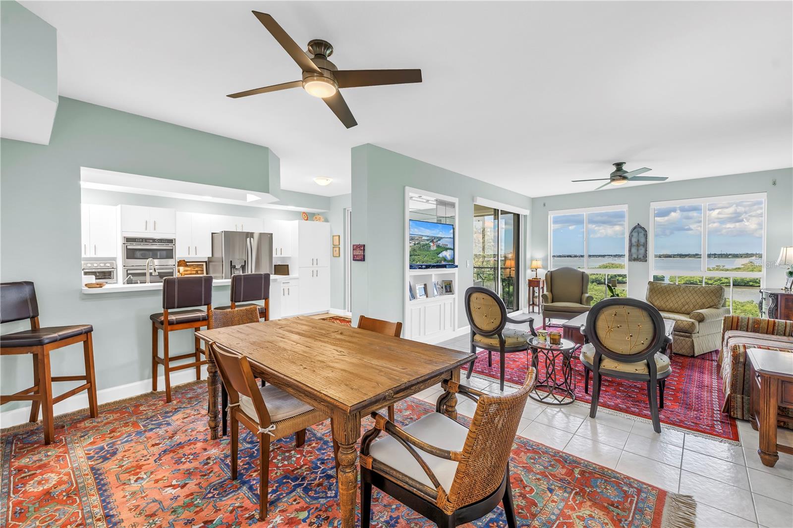 4801 OSPREY DR S #303, ST PETERSBURG, FL, 33711