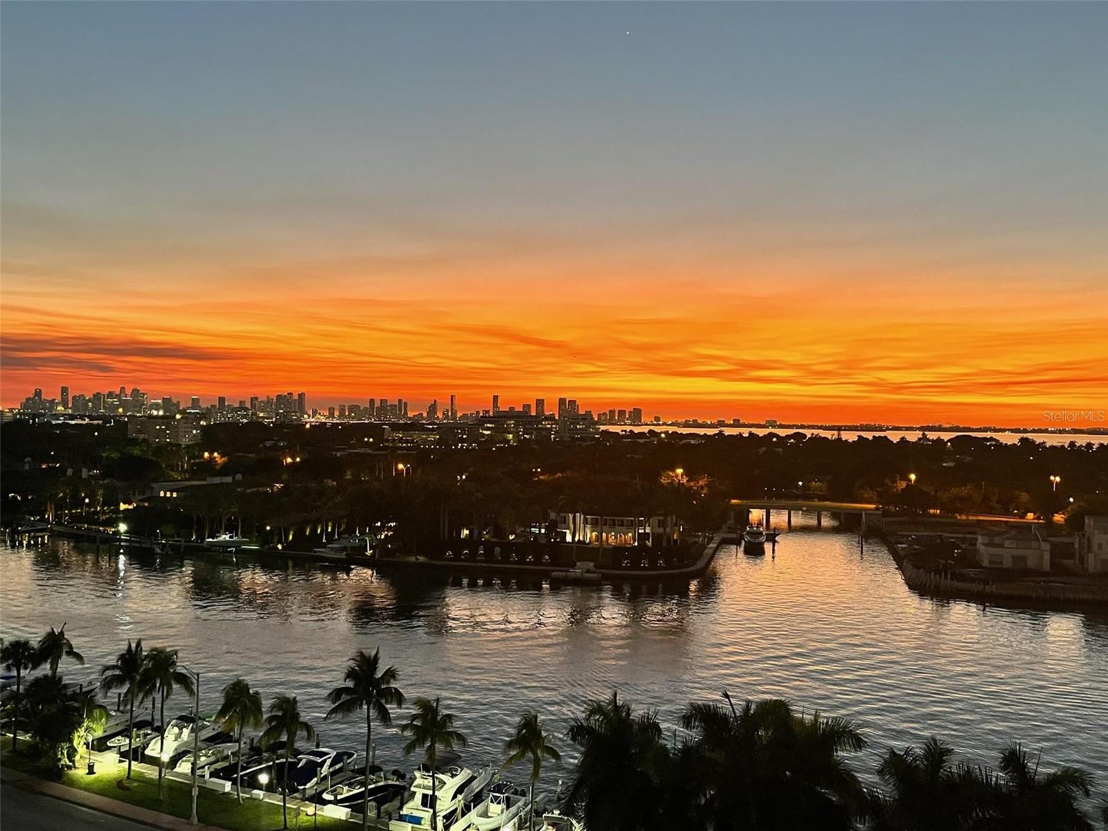 670 ISLAND WAY #500, CLEARWATER BEACH, FL, 33767