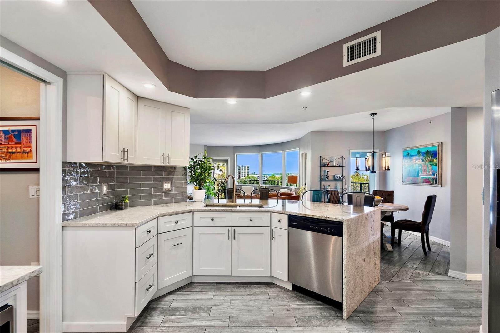 670 ISLAND WAY #500, CLEARWATER BEACH, FL, 33767