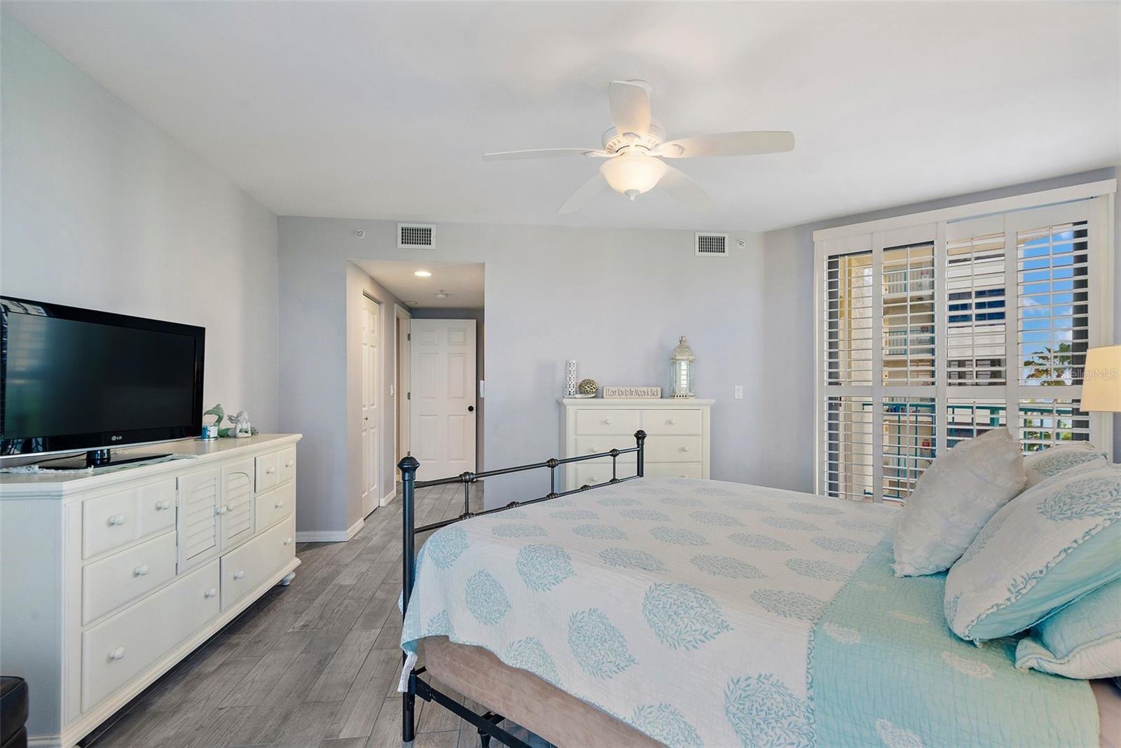 670 ISLAND WAY #500, CLEARWATER BEACH, FL, 33767