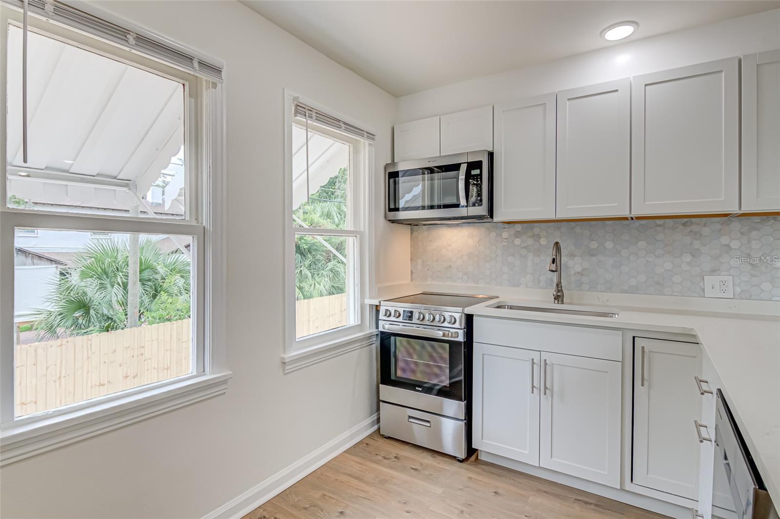 919 SW 6TH AVE #B, GAINESVILLE, FL, 32601