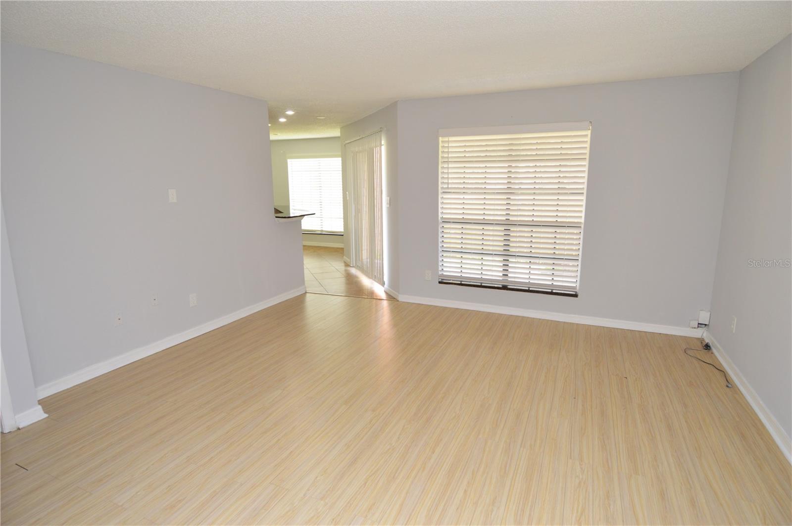 8613 MALLARD RESERVE DR #102, TAMPA, FL, 33614