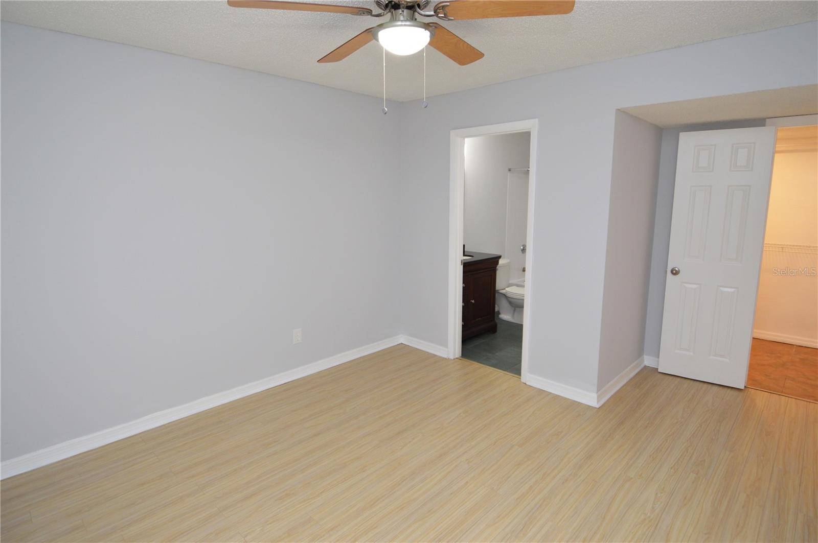 8613 MALLARD RESERVE DR #102, TAMPA, FL, 33614