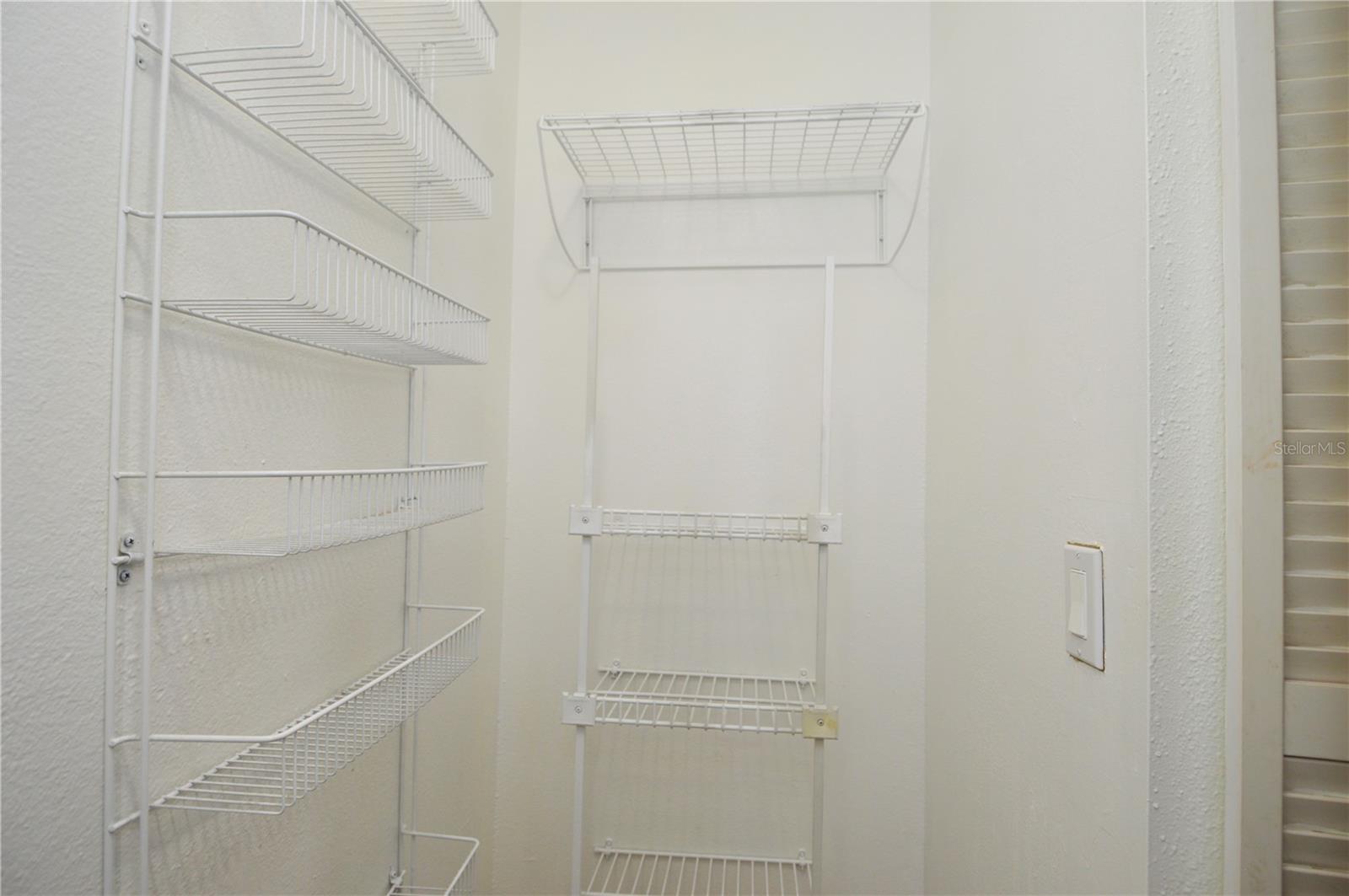 8613 MALLARD RESERVE DR #102, TAMPA, FL, 33614