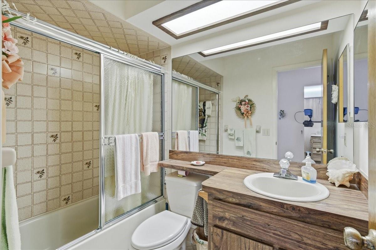 7917 RADCLIFFE CIR, PORT RICHEY, FL, 34668