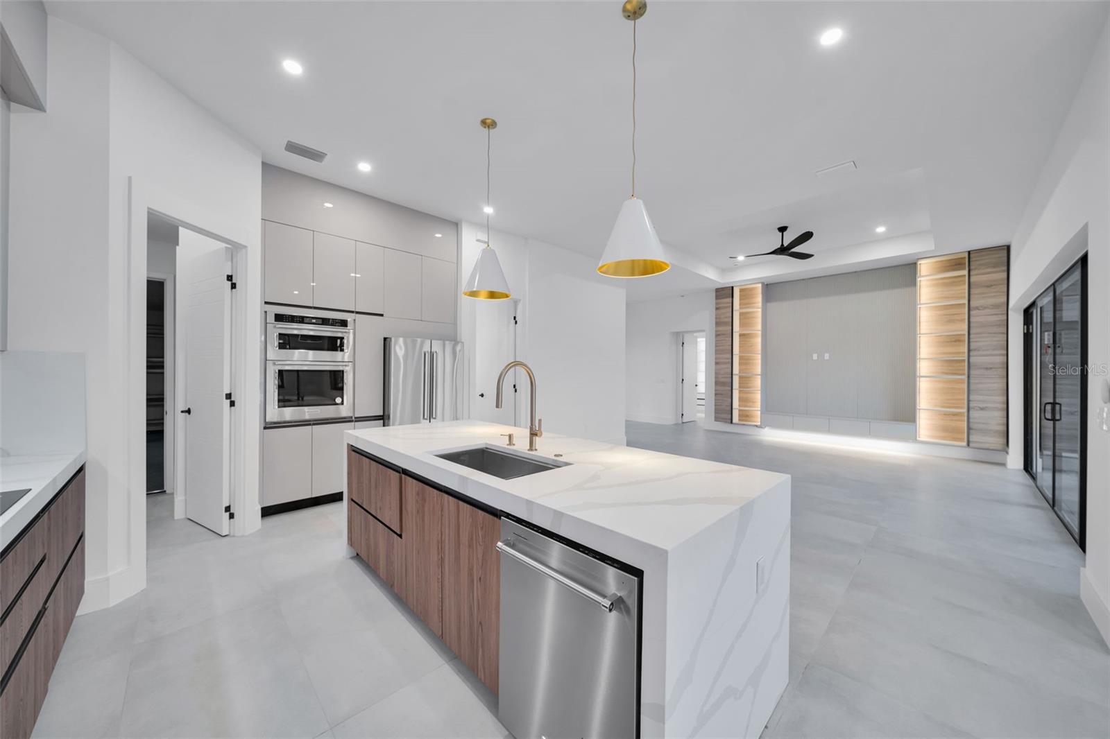 836 SW 36TH TER, CAPE CORAL, FL, 33914