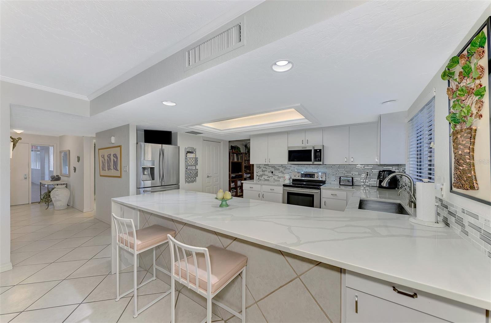 1100 COVE II PL #910, SARASOTA, FL, 34242