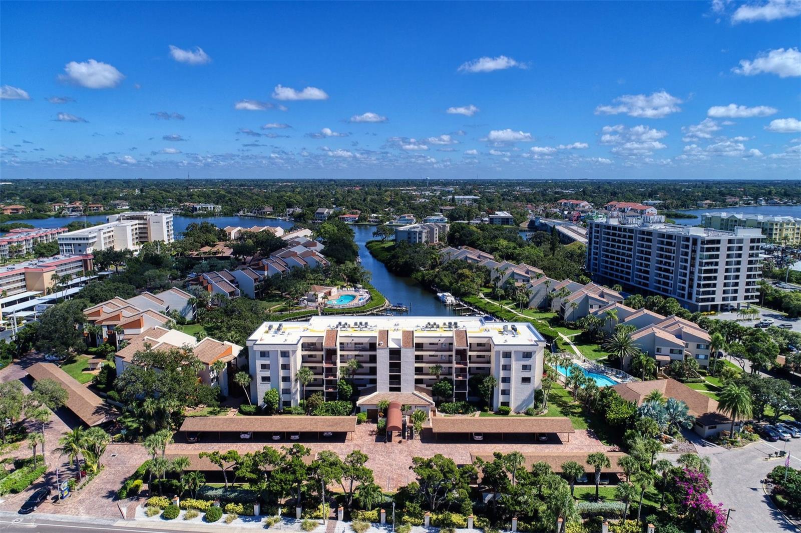 1100 COVE II PL #910, SARASOTA, FL, 34242