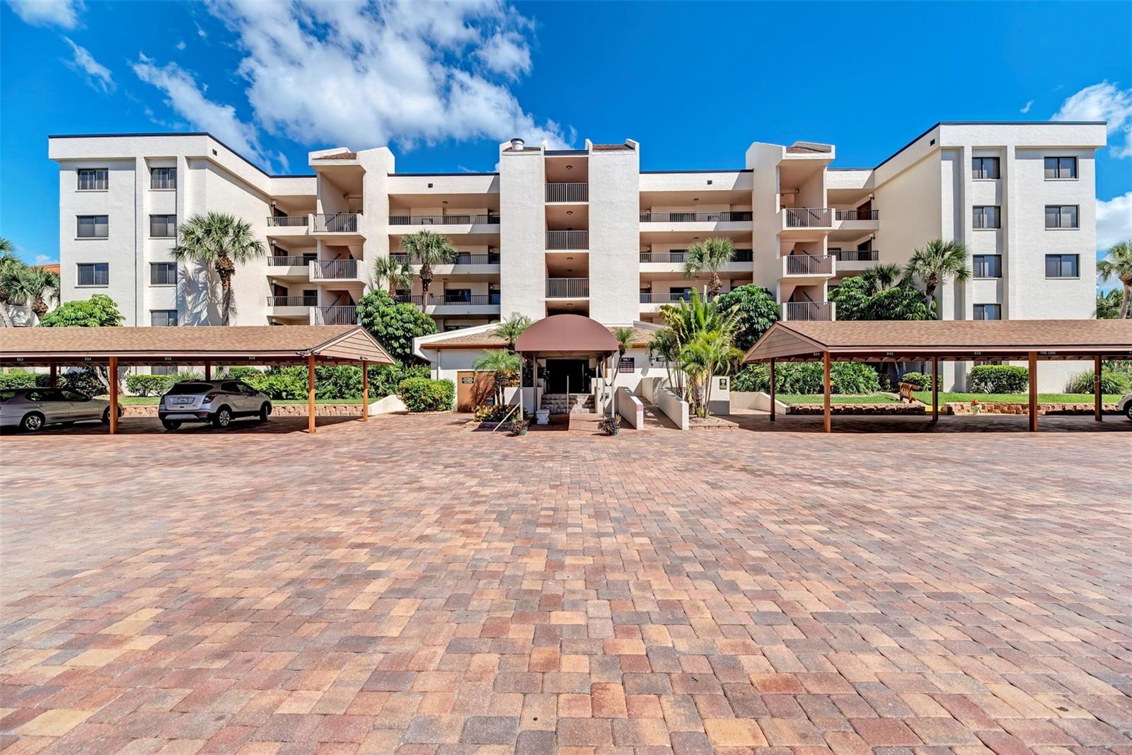 1100 COVE II PL #910, SARASOTA, FL, 34242