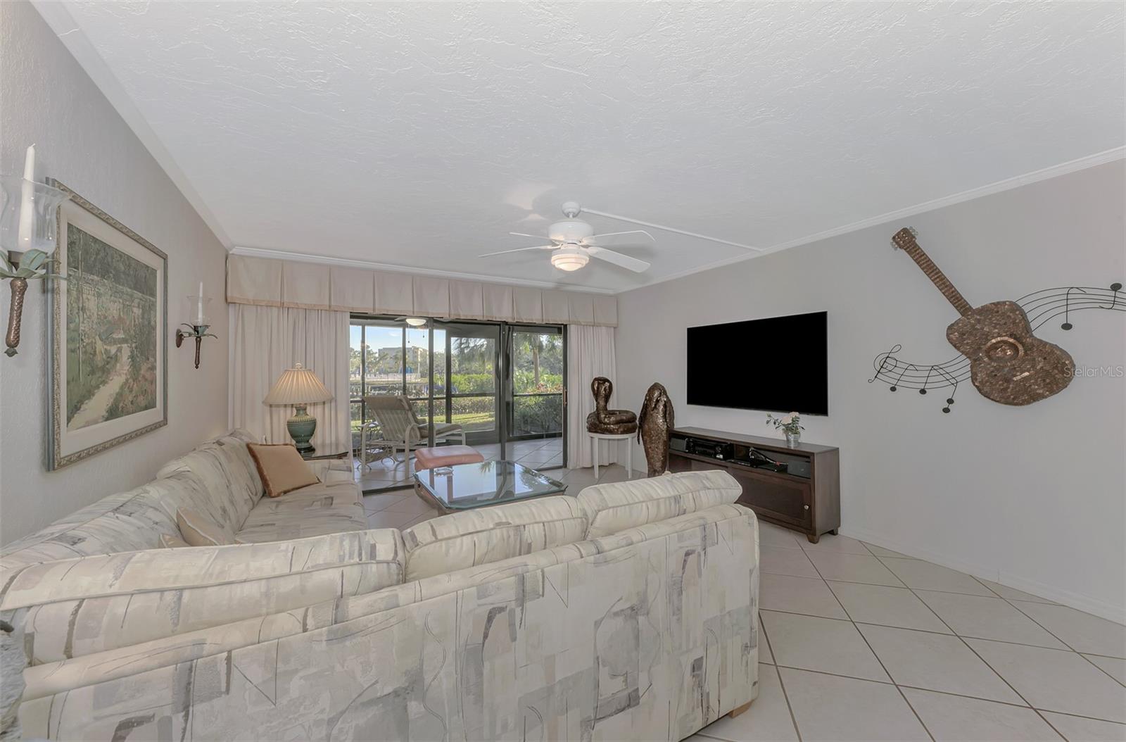 1100 COVE II PL #910, SARASOTA, FL, 34242