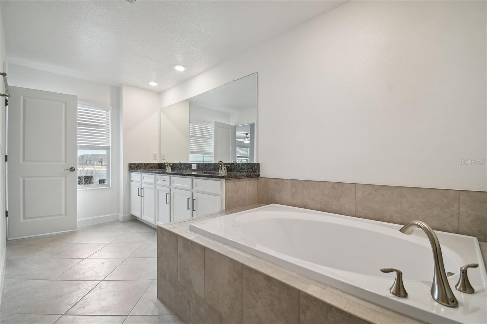 8221 CORNER PINE WAY, NEW PORT RICHEY, FL, 34655