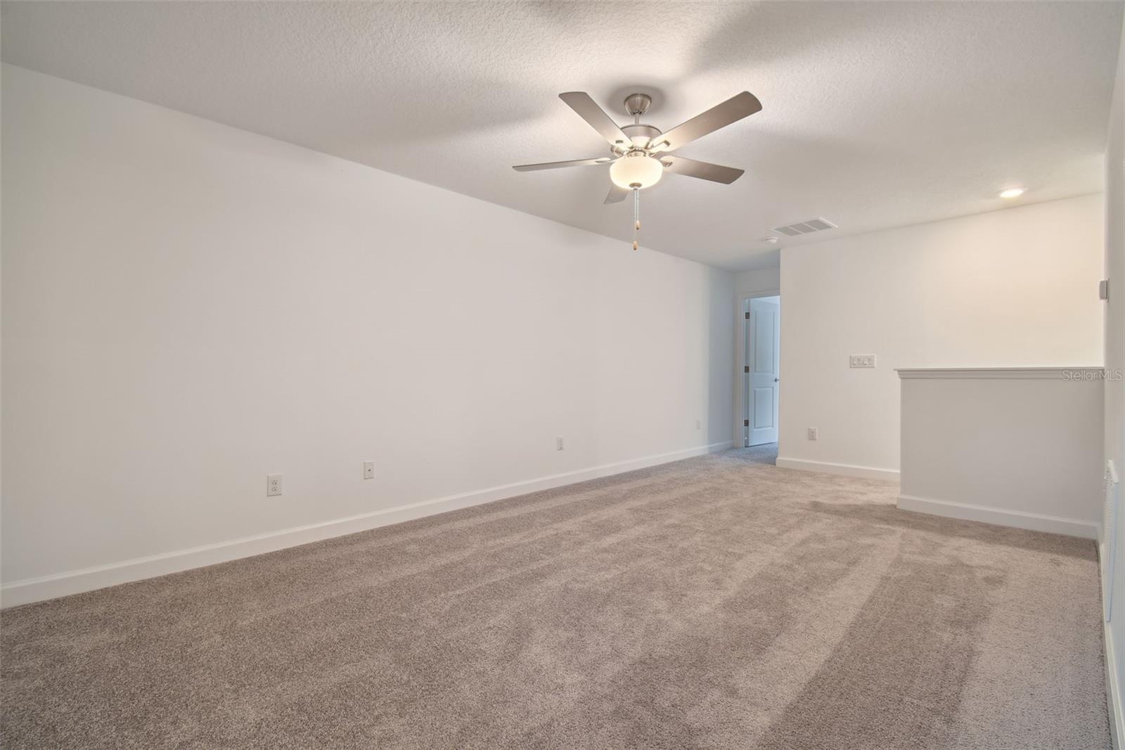 8221 CORNER PINE WAY, NEW PORT RICHEY, FL, 34655