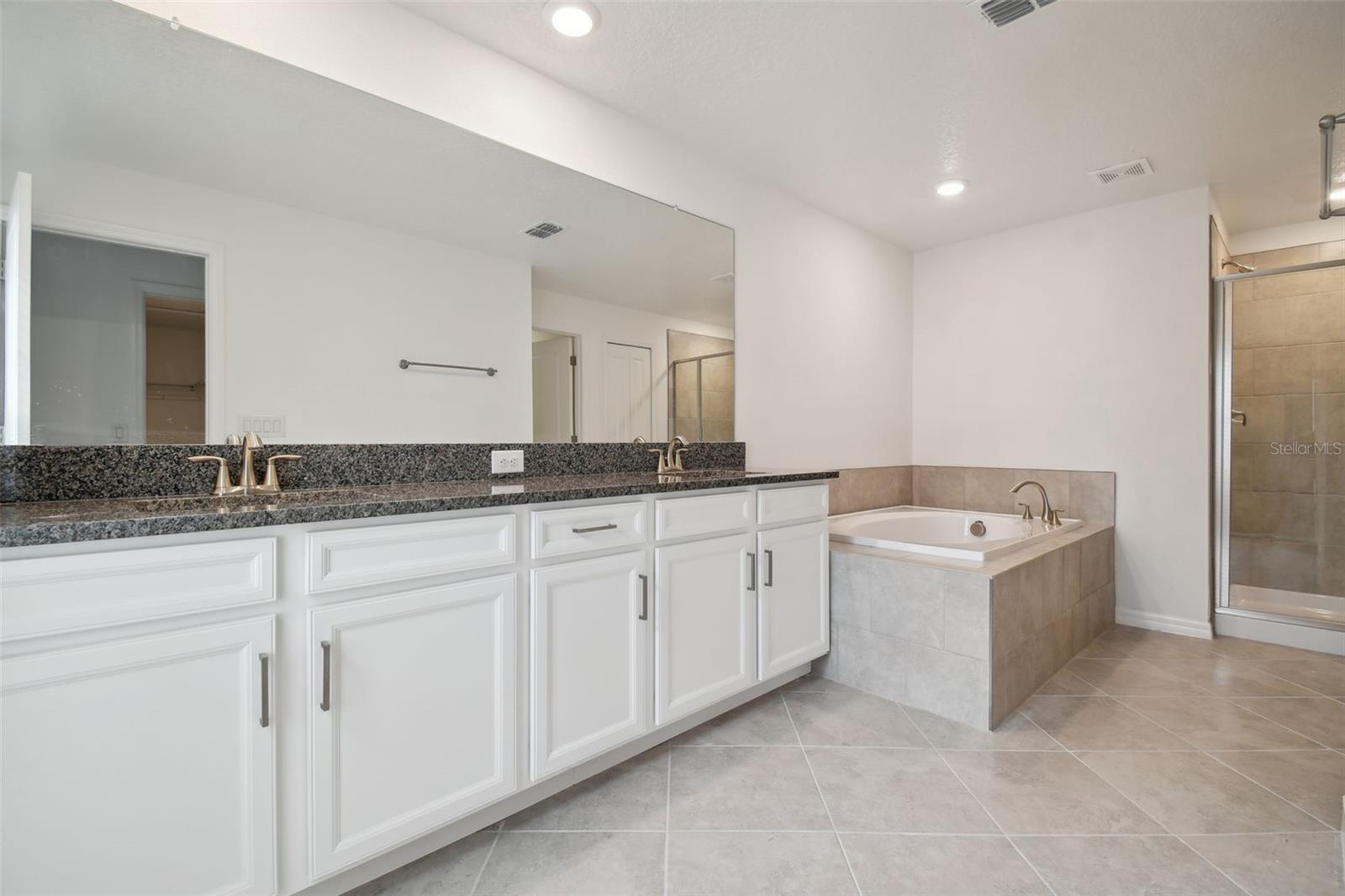 8221 CORNER PINE WAY, NEW PORT RICHEY, FL, 34655