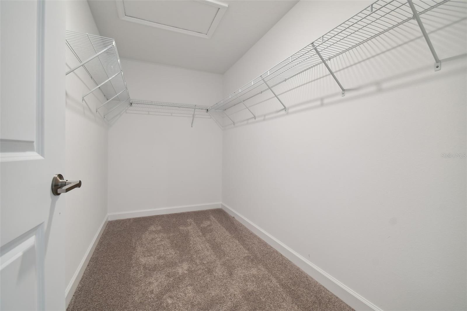 8221 CORNER PINE WAY, NEW PORT RICHEY, FL, 34655