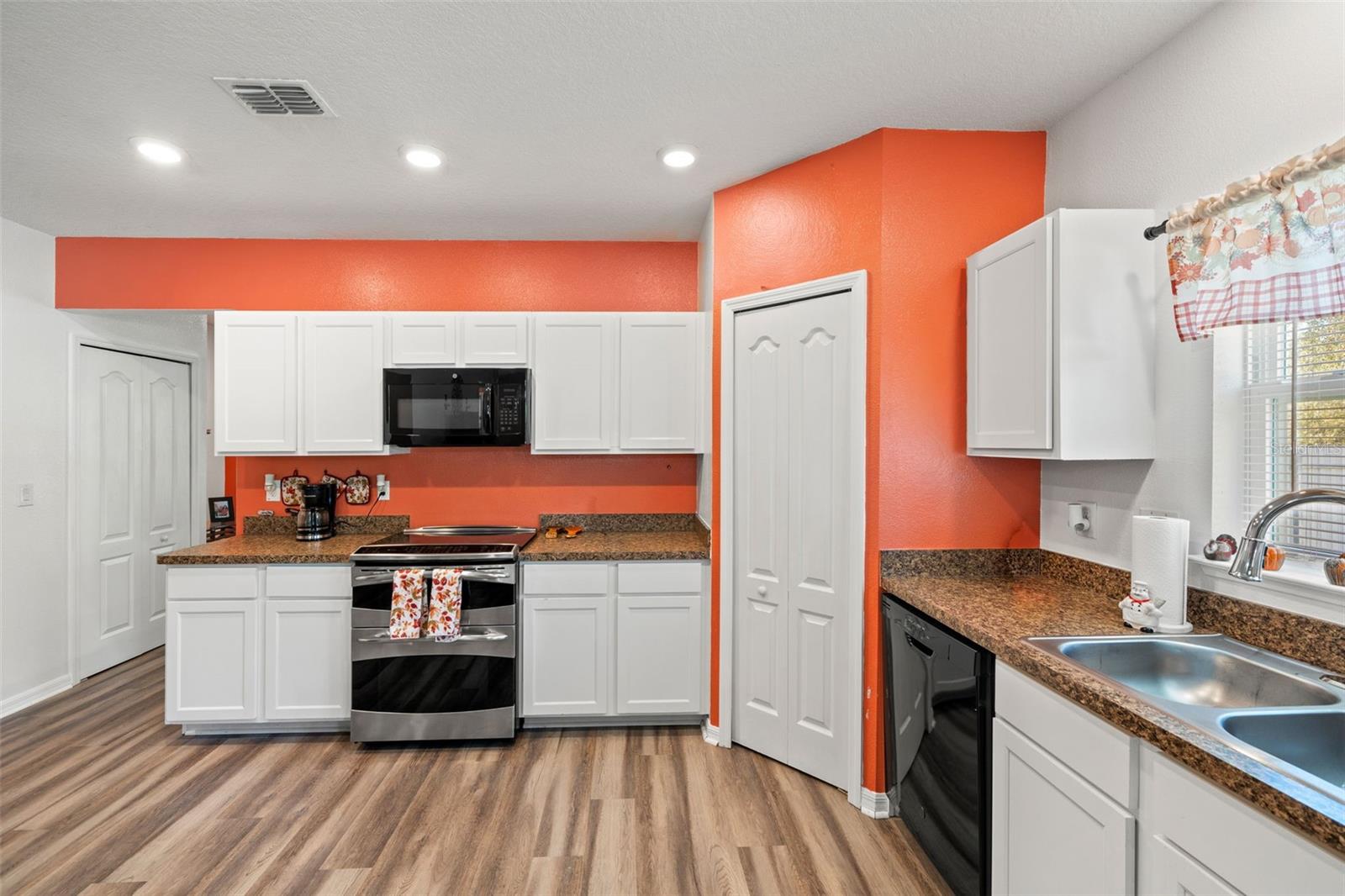 13485 RESORT AVE, BROOKSVILLE, FL, 34614