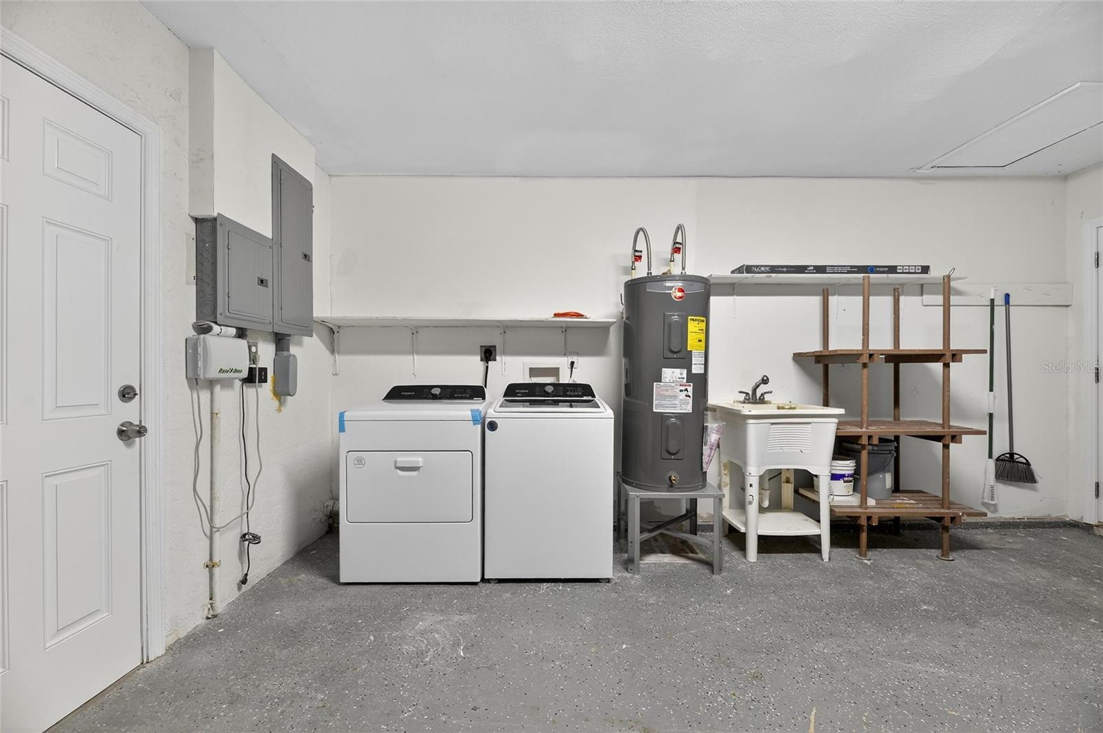 1014 SILVER PALM WAY, APOLLO BEACH, FL, 33572