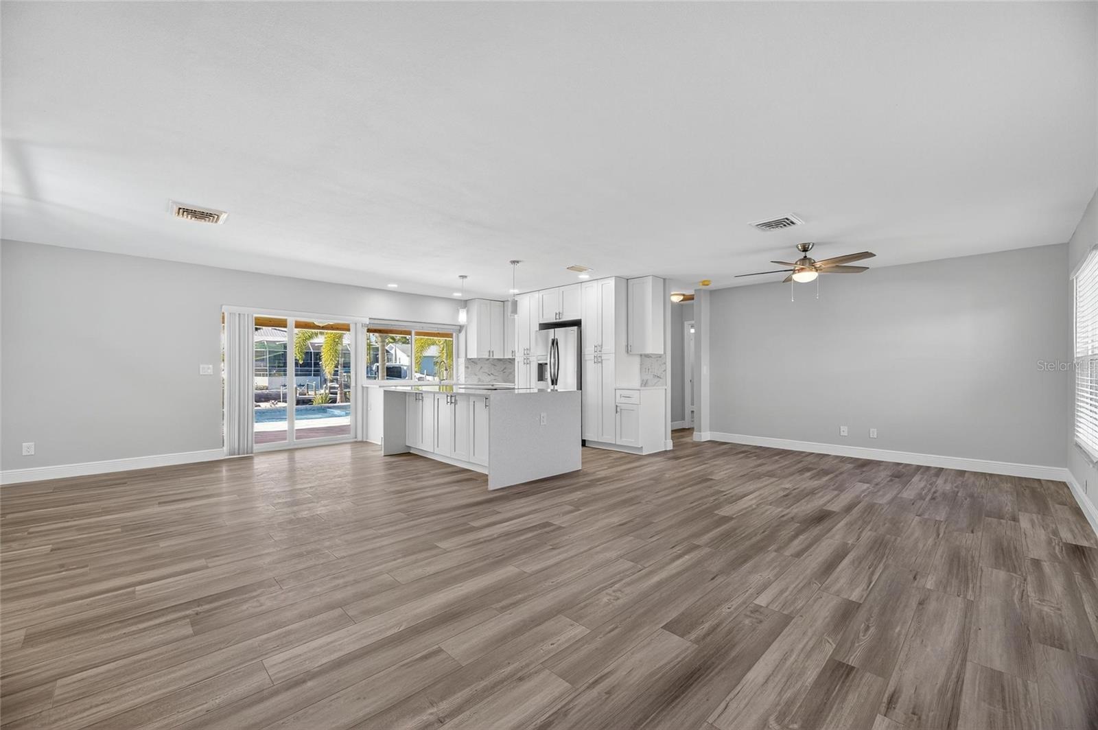 1014 SILVER PALM WAY, APOLLO BEACH, FL, 33572