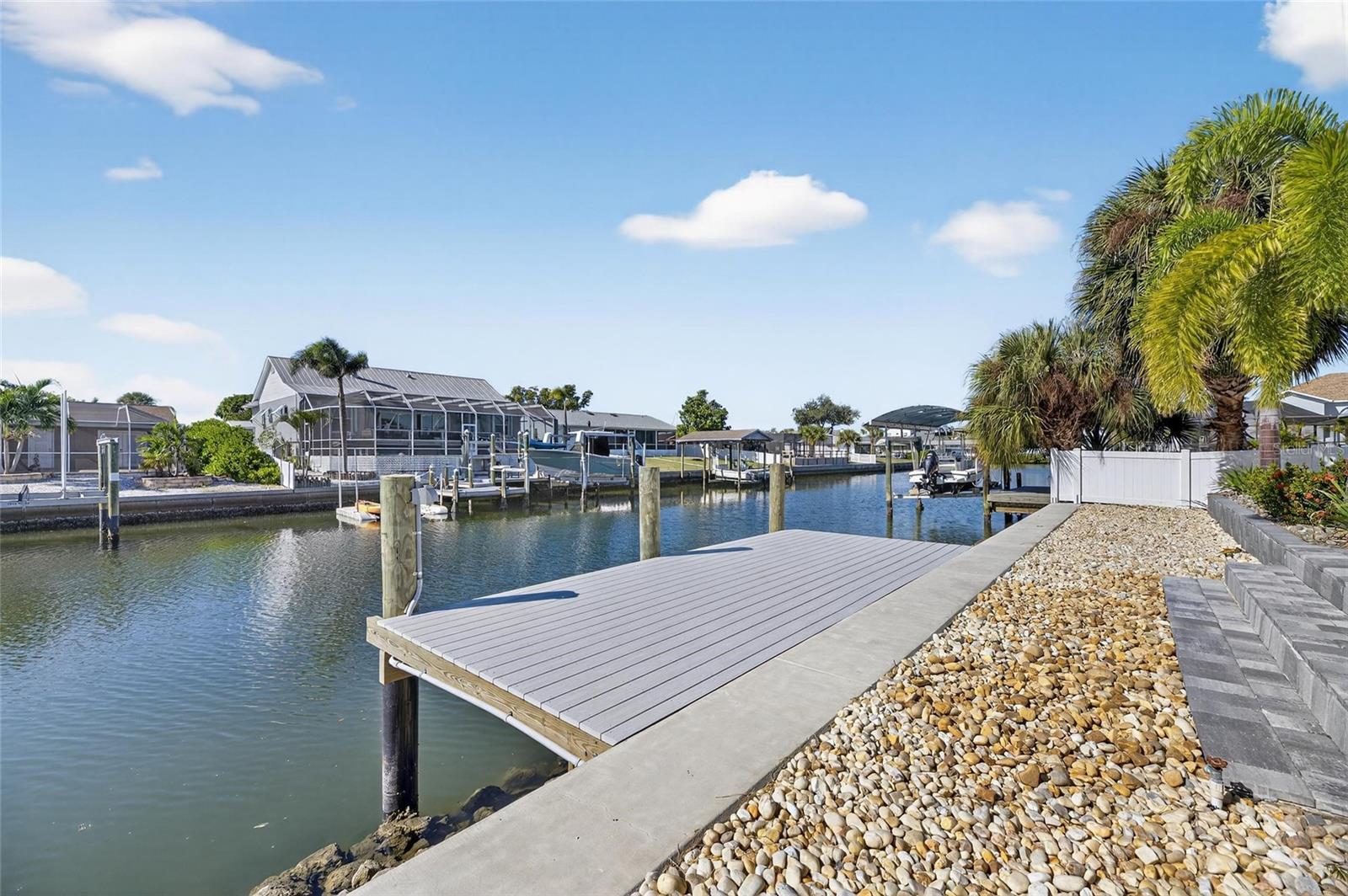 1014 SILVER PALM WAY, APOLLO BEACH, FL, 33572