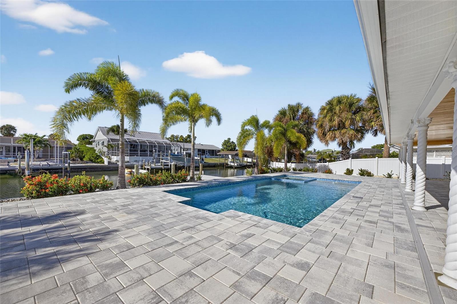 1014 SILVER PALM WAY, APOLLO BEACH, FL, 33572