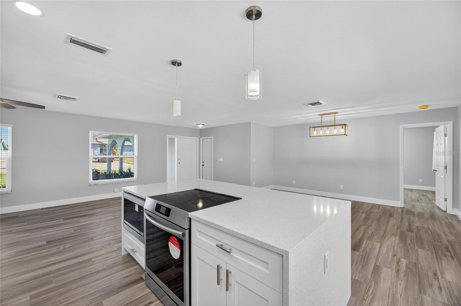 1014 SILVER PALM WAY, APOLLO BEACH, FL, 33572