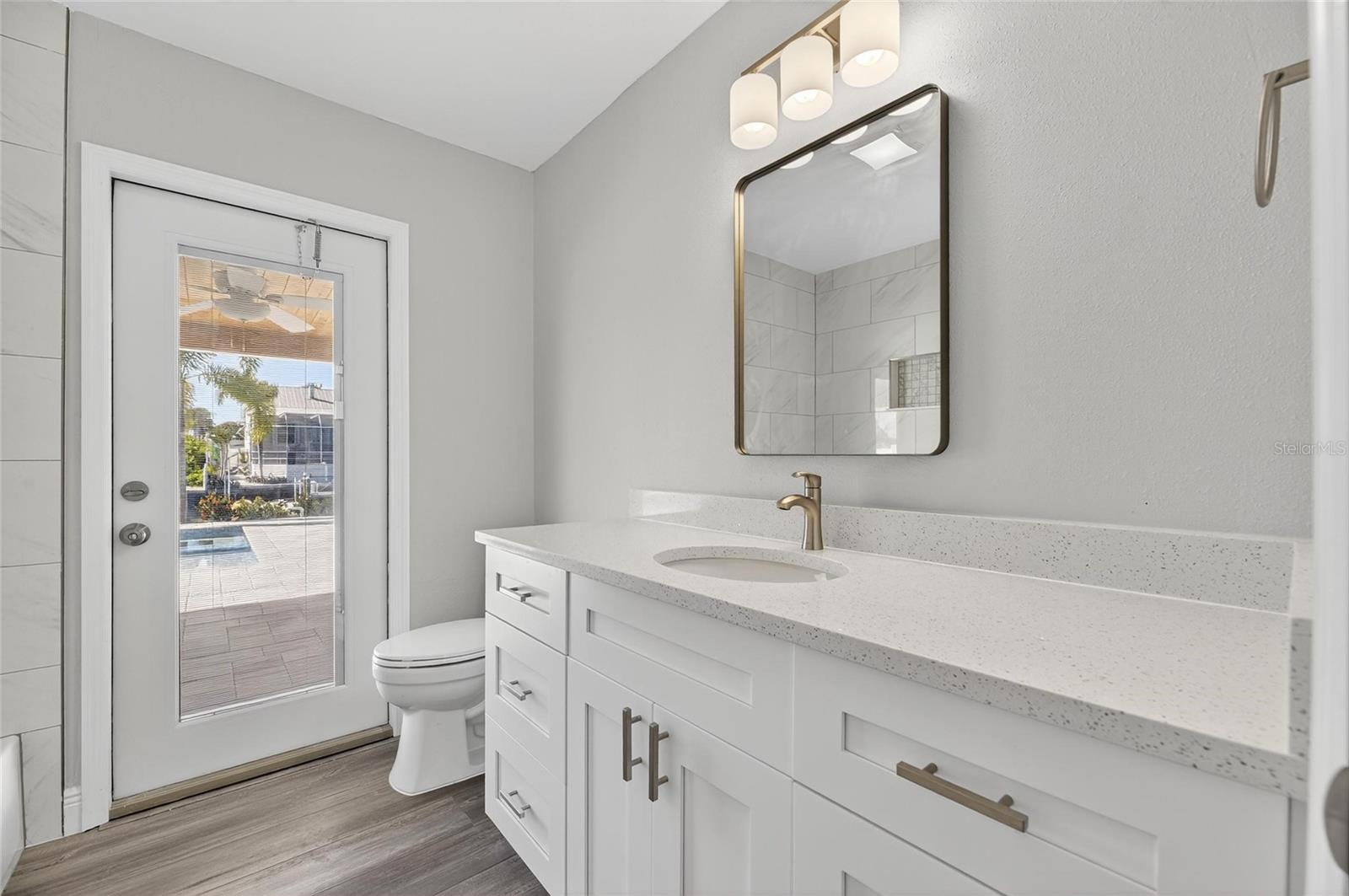 1014 SILVER PALM WAY, APOLLO BEACH, FL, 33572