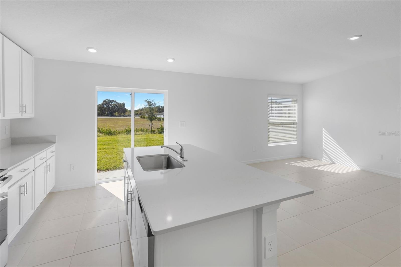 2155 LONE OAK LANE, LAKELAND, FL, 33801