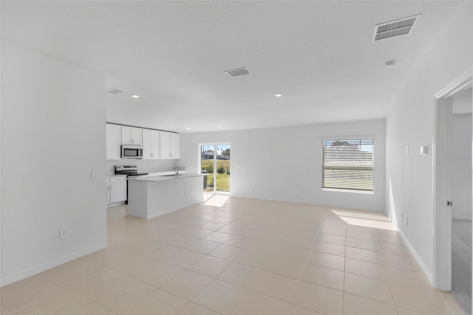 2155 LONE OAK LANE, LAKELAND, FL, 33801