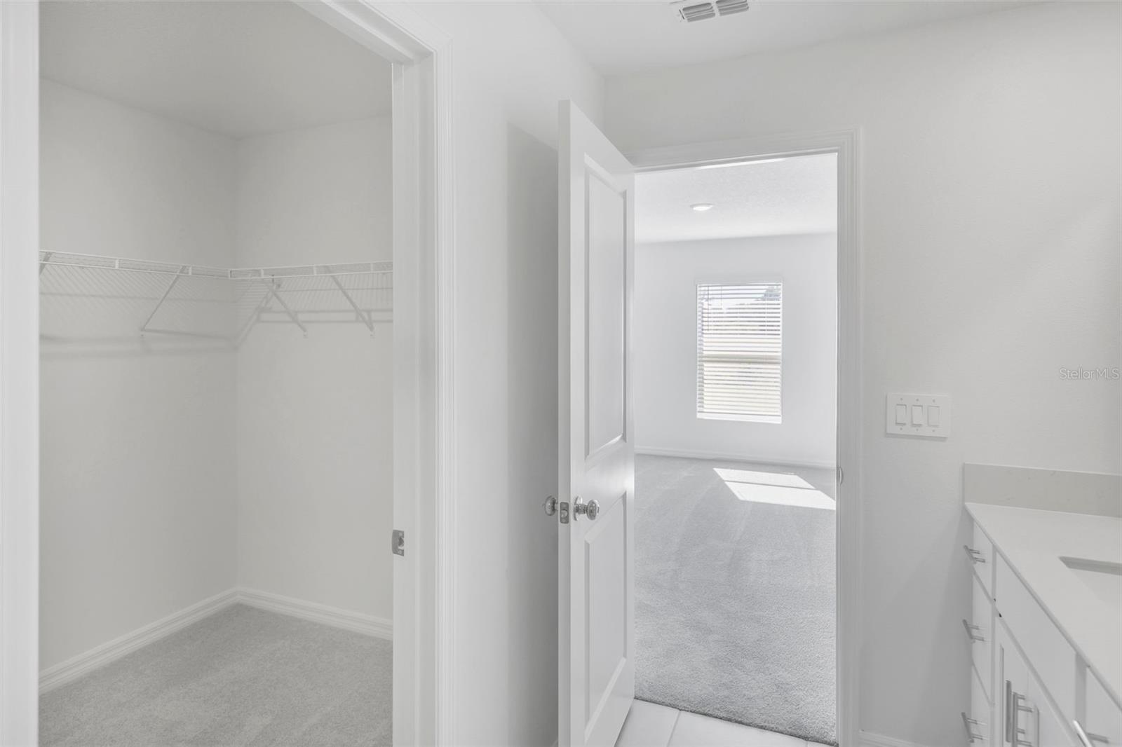 2155 LONE OAK LANE, LAKELAND, FL, 33801