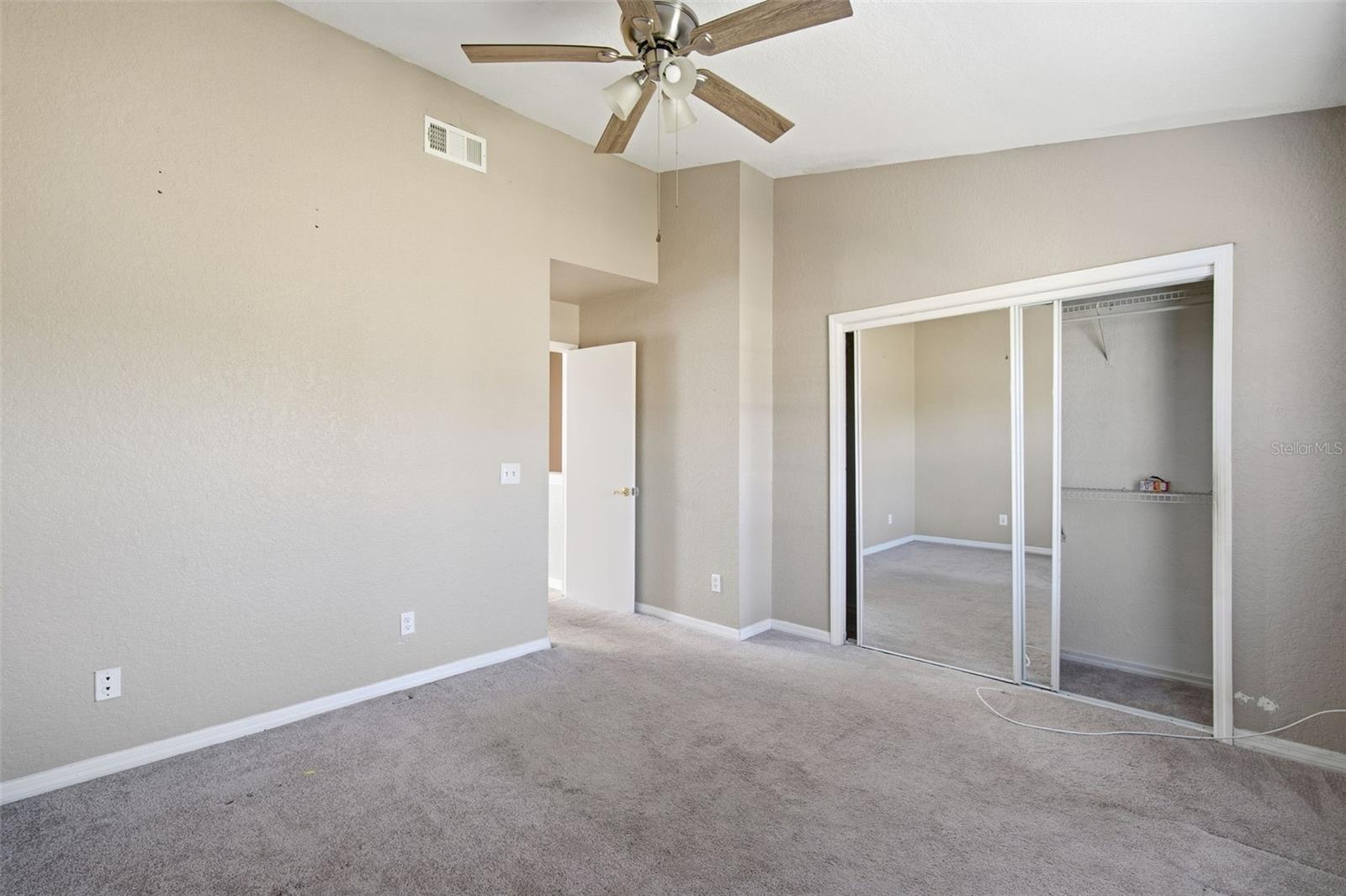 16545 LAKE BRIGADOON CIR, TAMPA, FL, 33618