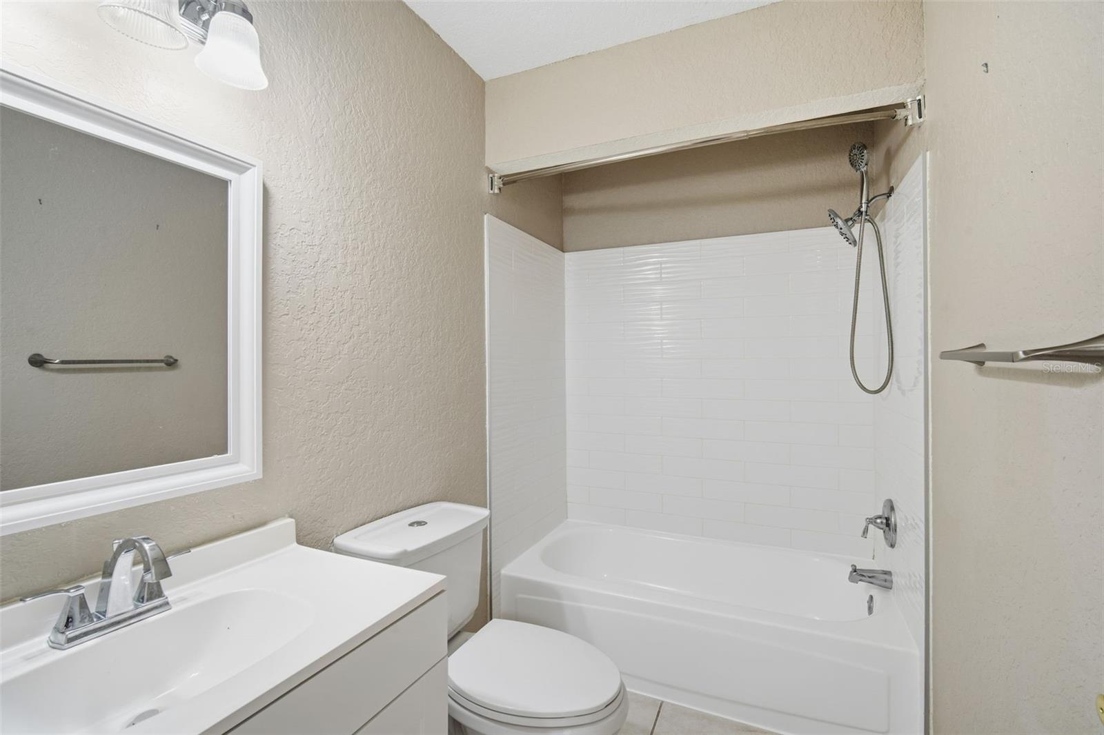 16545 LAKE BRIGADOON CIR, TAMPA, FL, 33618