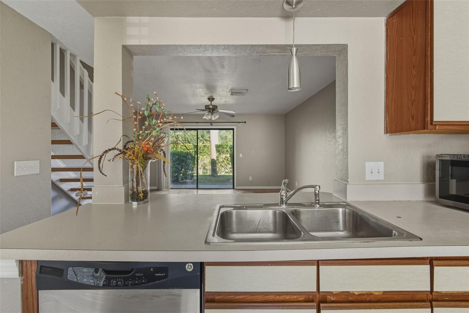 16545 LAKE BRIGADOON CIR, TAMPA, FL, 33618