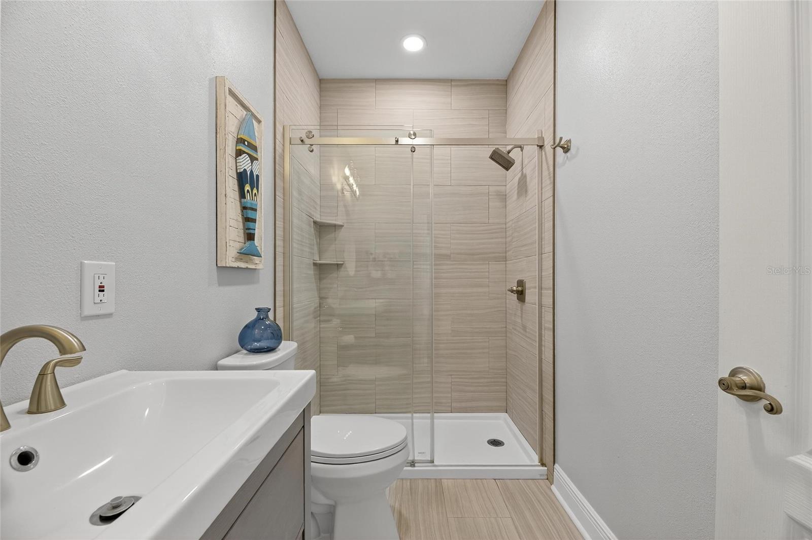 413 MANNS HARBOR DR, APOLLO BEACH, FL, 33572