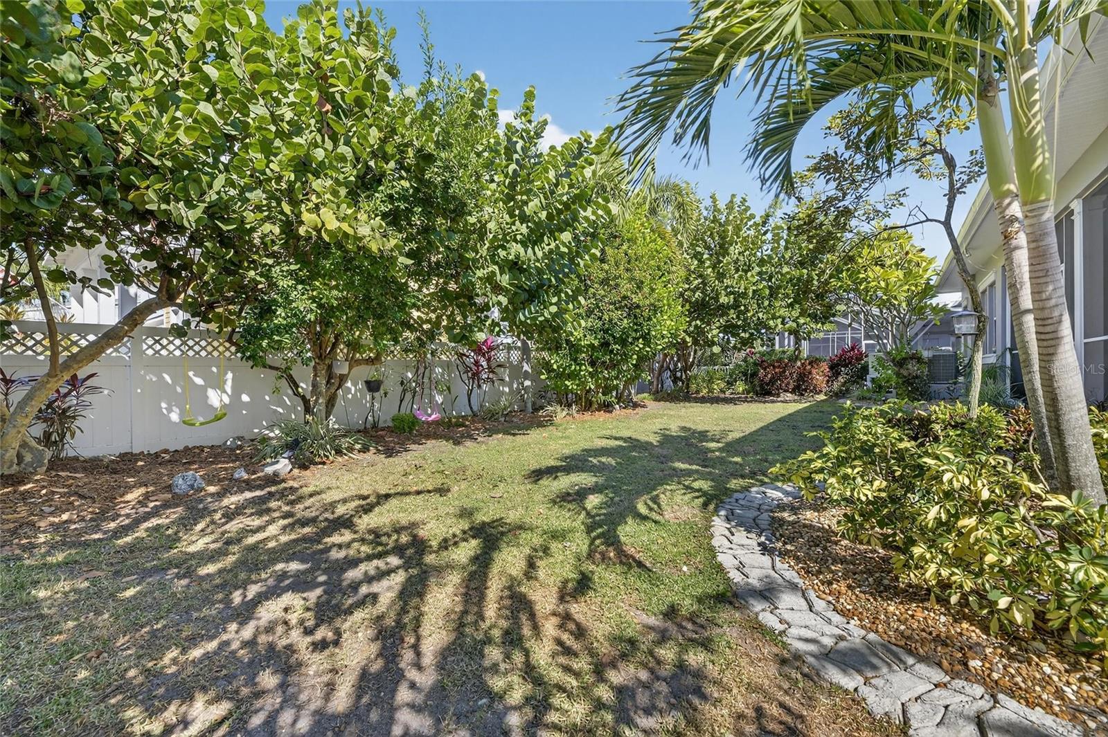 413 MANNS HARBOR DR, APOLLO BEACH, FL, 33572