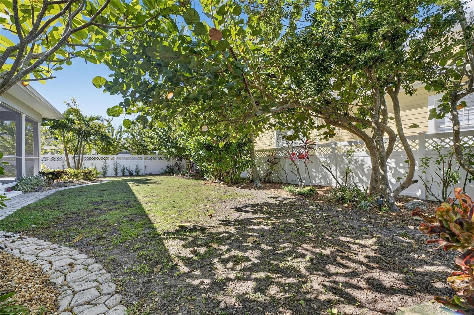 413 MANNS HARBOR DR, APOLLO BEACH, FL, 33572