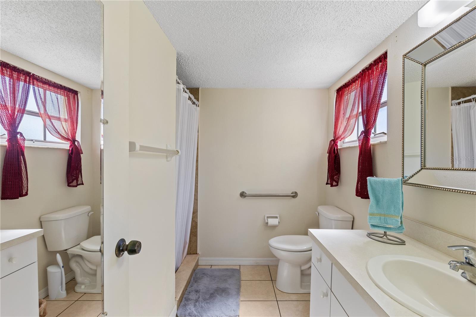 942 CAPRI ISLES BLVD #105, VENICE, FL, 34292