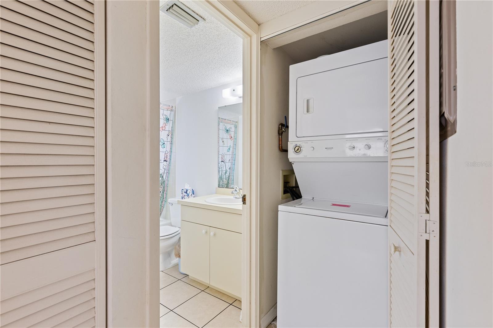 942 CAPRI ISLES BLVD #105, VENICE, FL, 34292