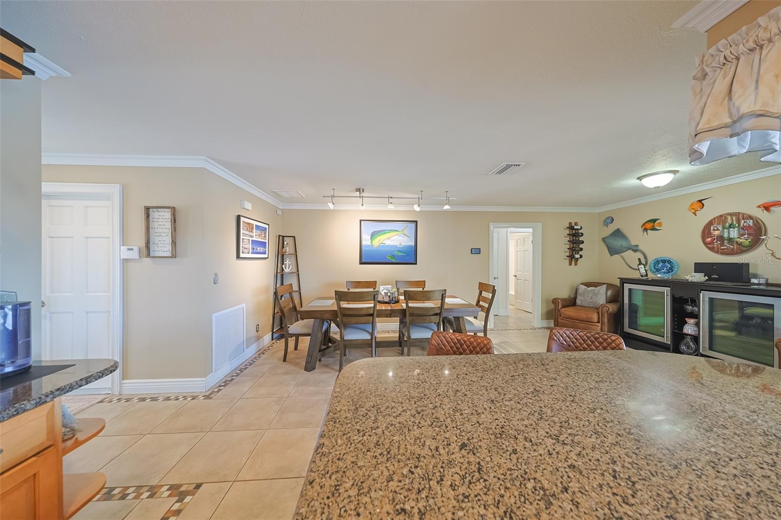 914 CHIPAWAY DR, APOLLO BEACH, FL, 33572