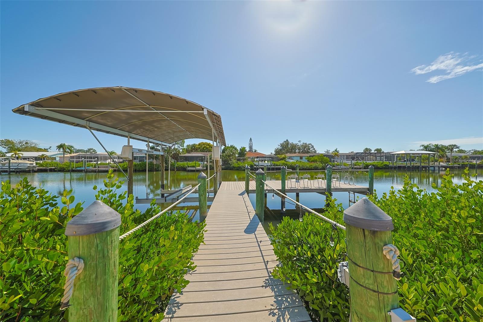 914 CHIPAWAY DR, APOLLO BEACH, FL, 33572