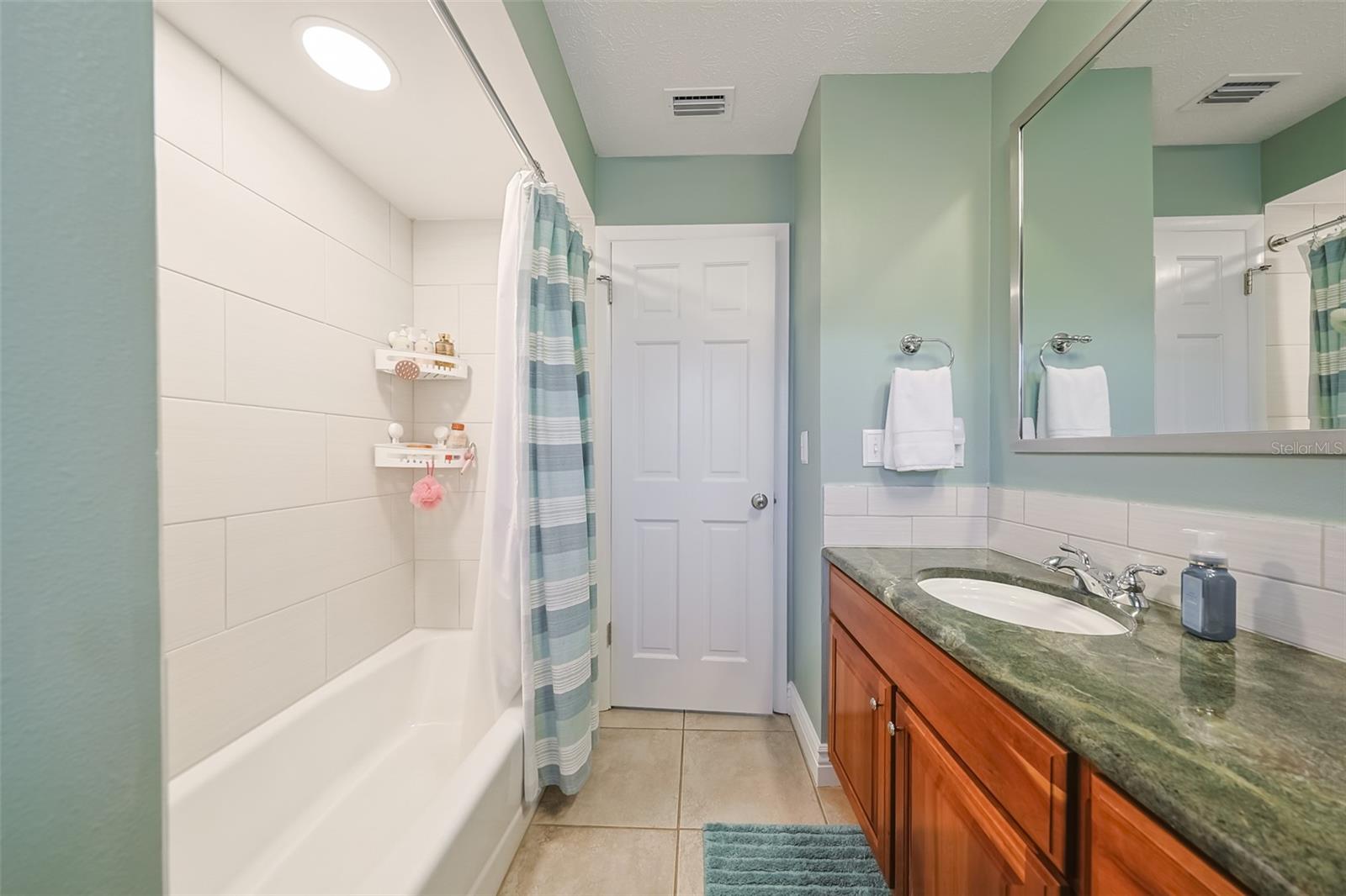 914 CHIPAWAY DR, APOLLO BEACH, FL, 33572