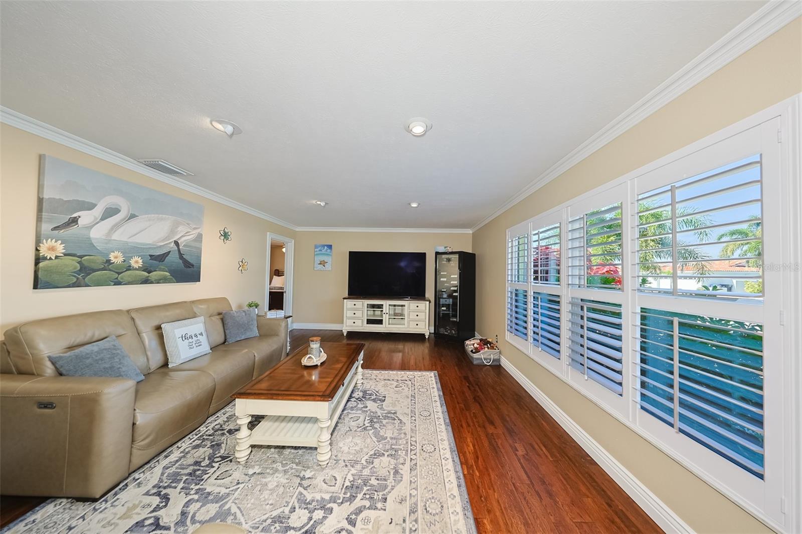 914 CHIPAWAY DR, APOLLO BEACH, FL, 33572